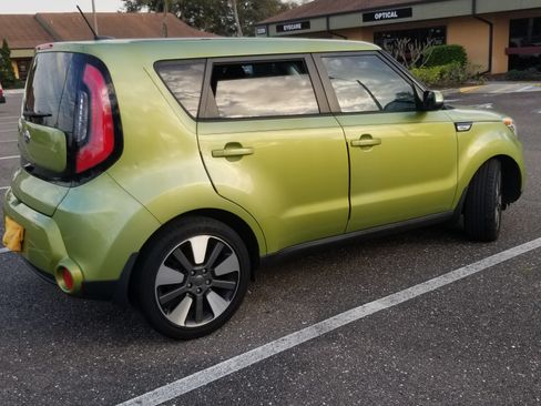 Used 2015 Kia Soul ! FWD image 10