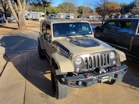 Used 2017 Jeep Wrangler Unlimited Rubicon image 9