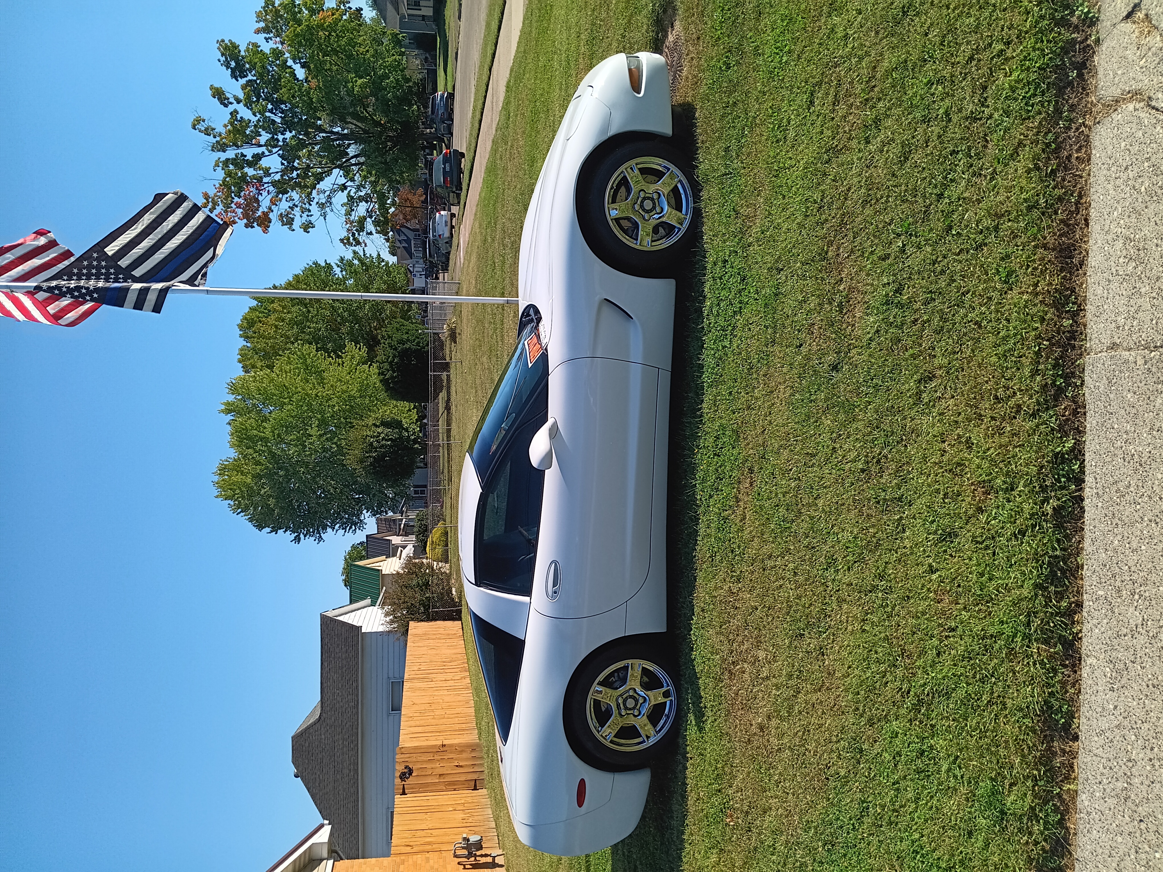 Used 1998 Chevrolet Corvette Coupe RWD image 1