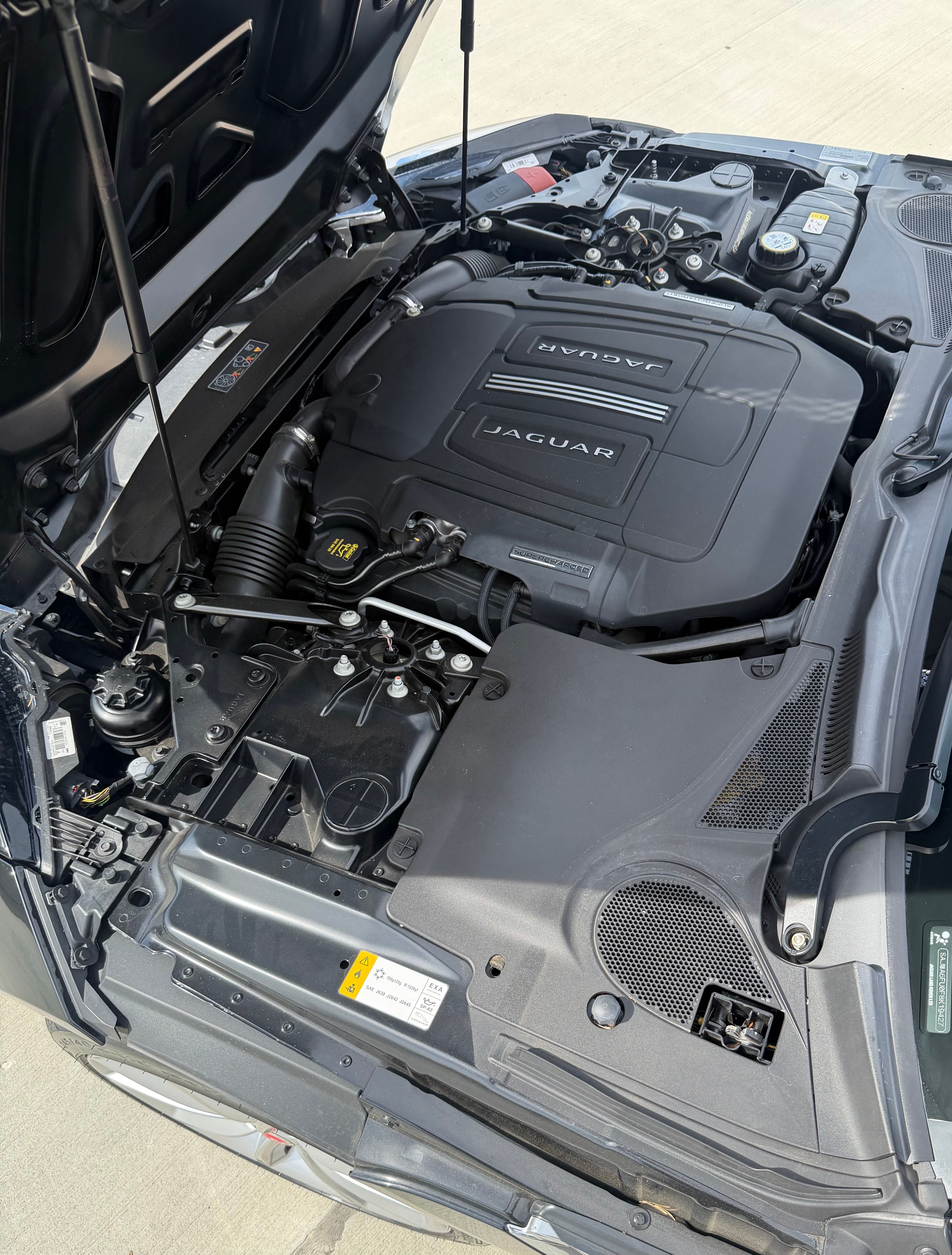 Used 2015 Jaguar F-TYPE S RWD image 31