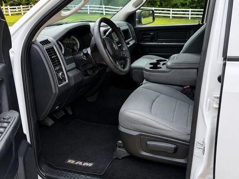 Used 2014 RAM 1500 Express AWD/4WD image 13