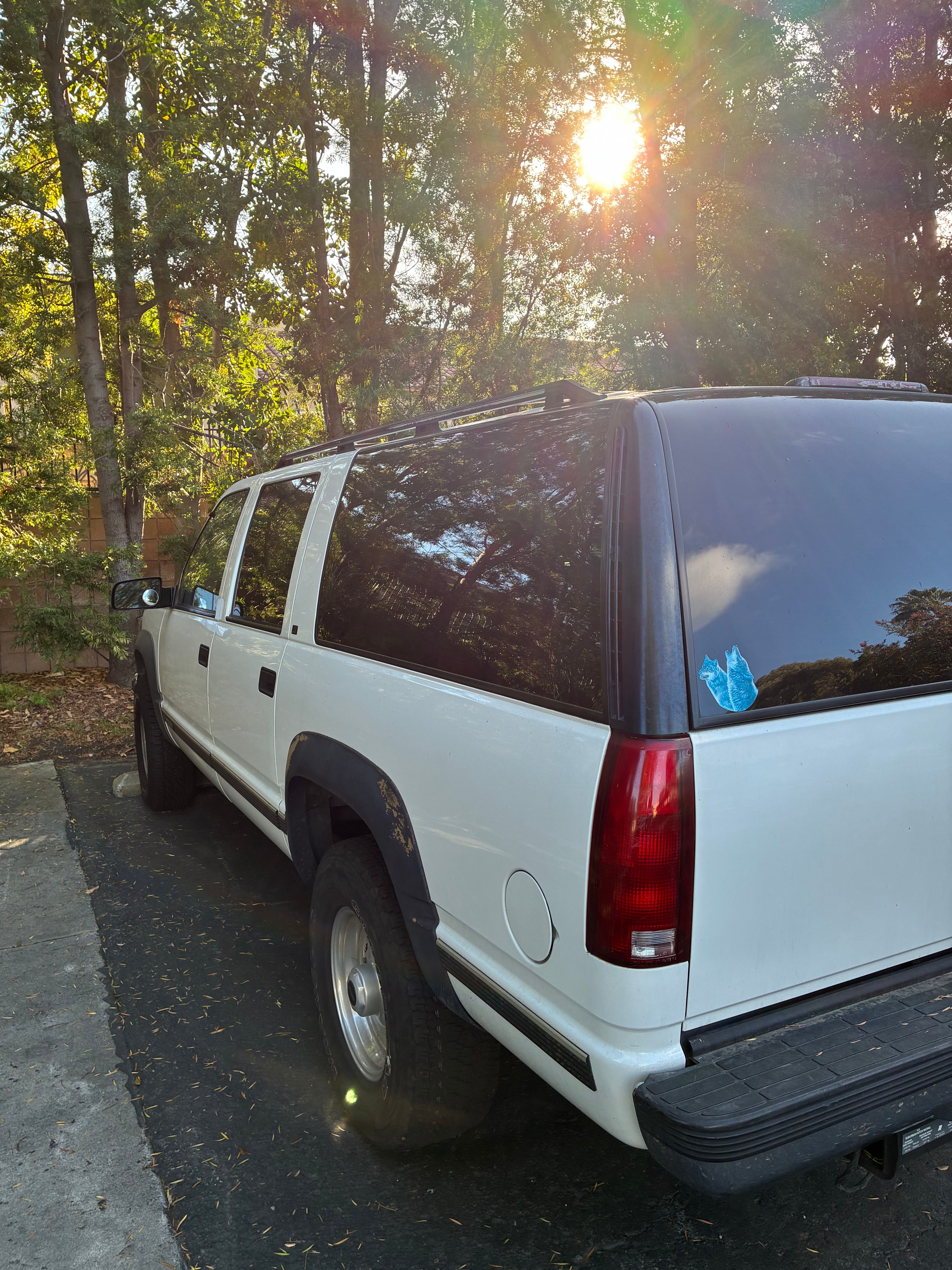 Used 1995 Chevrolet Suburban 2500 AWD/4WD image 4