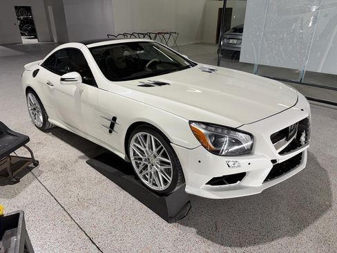 Used 2013 Mercedes-Benz SL 550 image 9