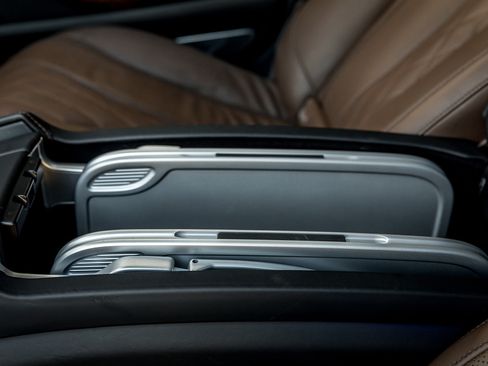 Used 2016 Mercedes-Benz Maybach S 600 image 26