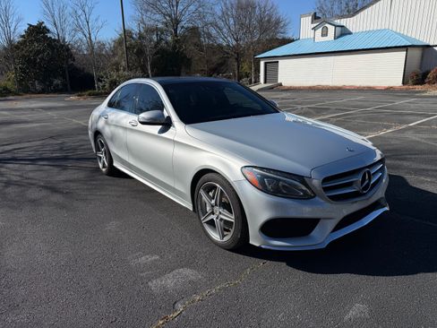 Used 2015 Mercedes-Benz C 400 4MATIC image 1