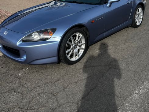 Used 2004 Honda S2000 image 4
