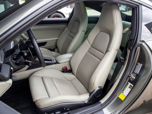 Used 2020 Porsche 911 Carrera S image 12