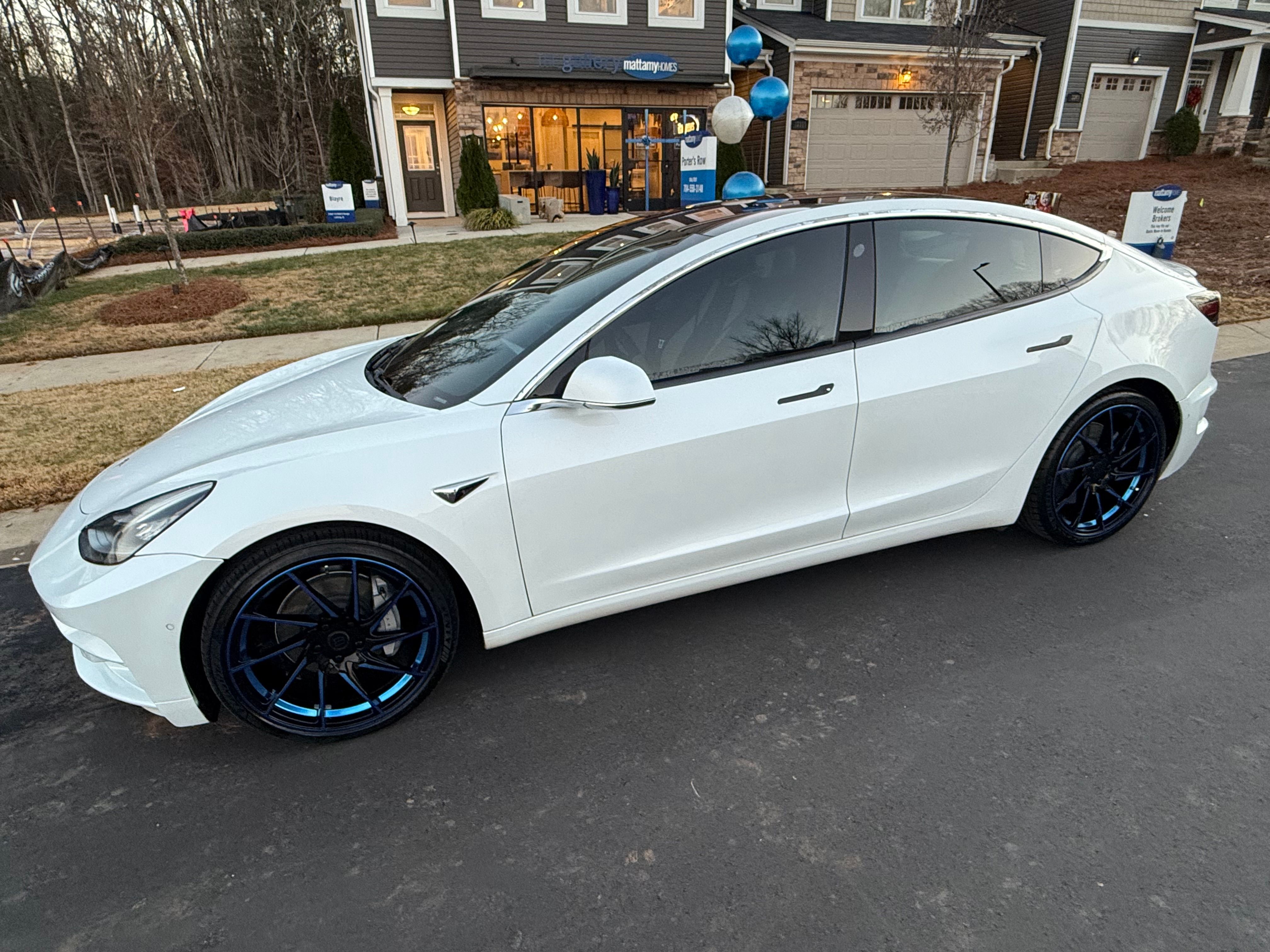 Used 2019 Tesla Model 3 Performance AWD/4WD image 5