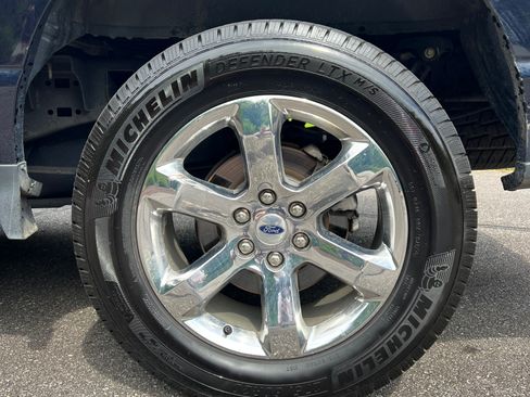 Used 2022 Ford F150 Lariat image 9