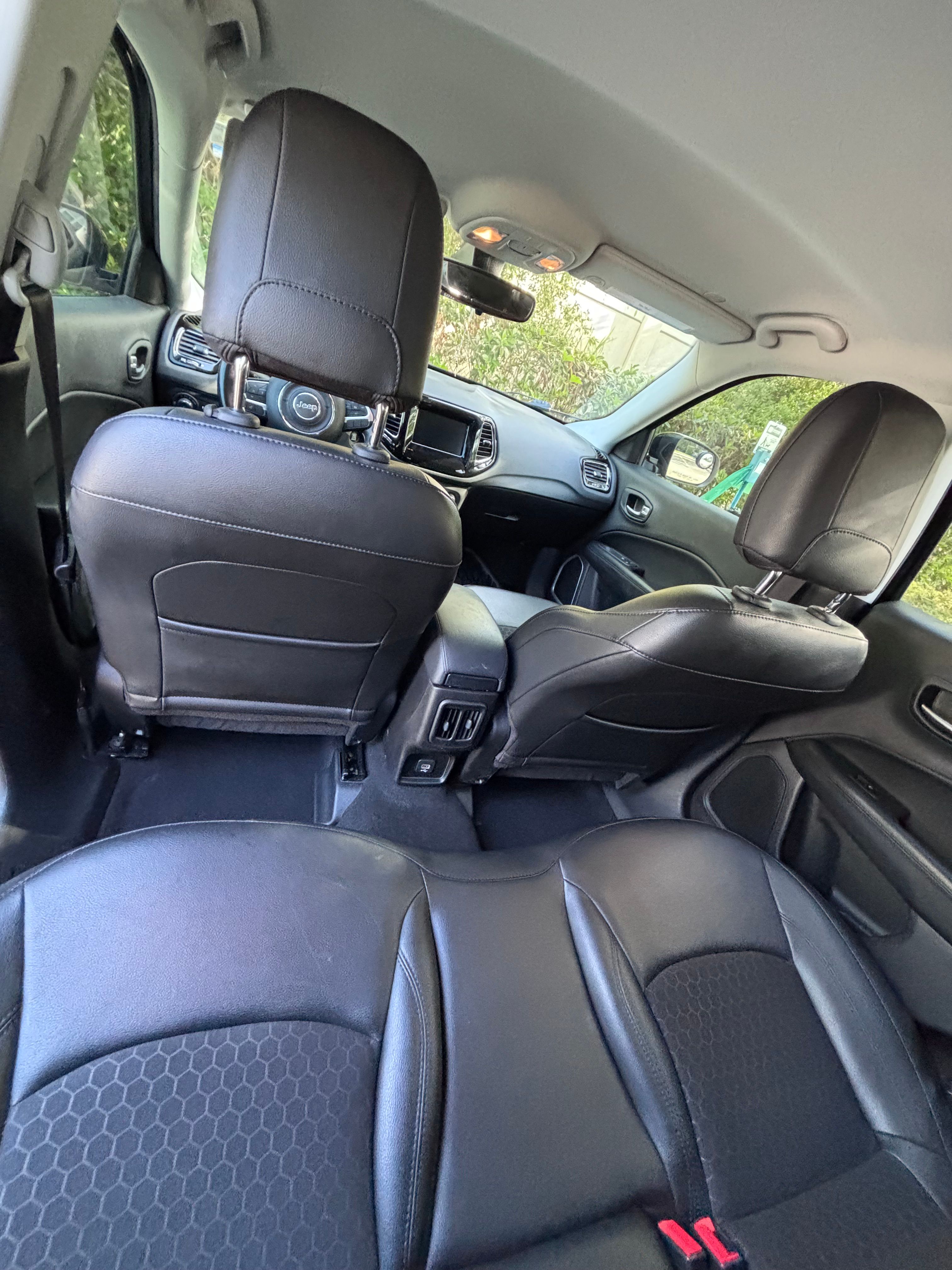Used 2021 Jeep Compass Latitude FWD image 27