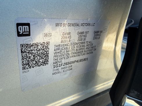 Used 2023 Chevrolet Bolt EUV Premier w/ Redline Edition image 19