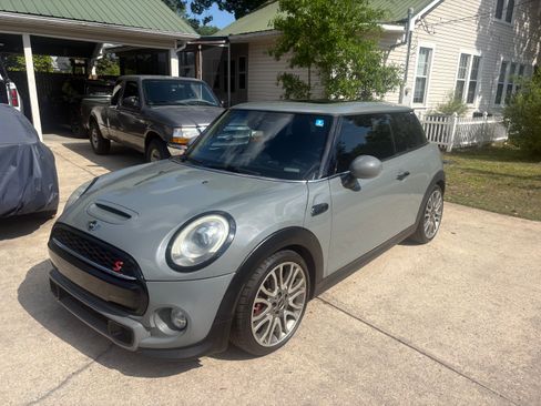 Used 2016 MINI Cooper S FWD image 12