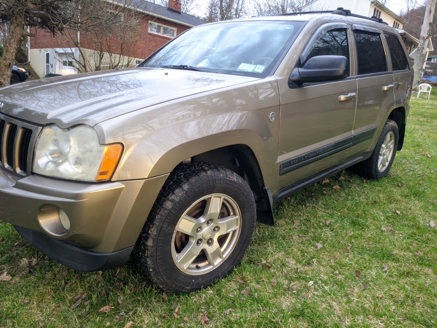 Used 2006 Jeep Grand Cherokee Laredo AWD/4WD image 4