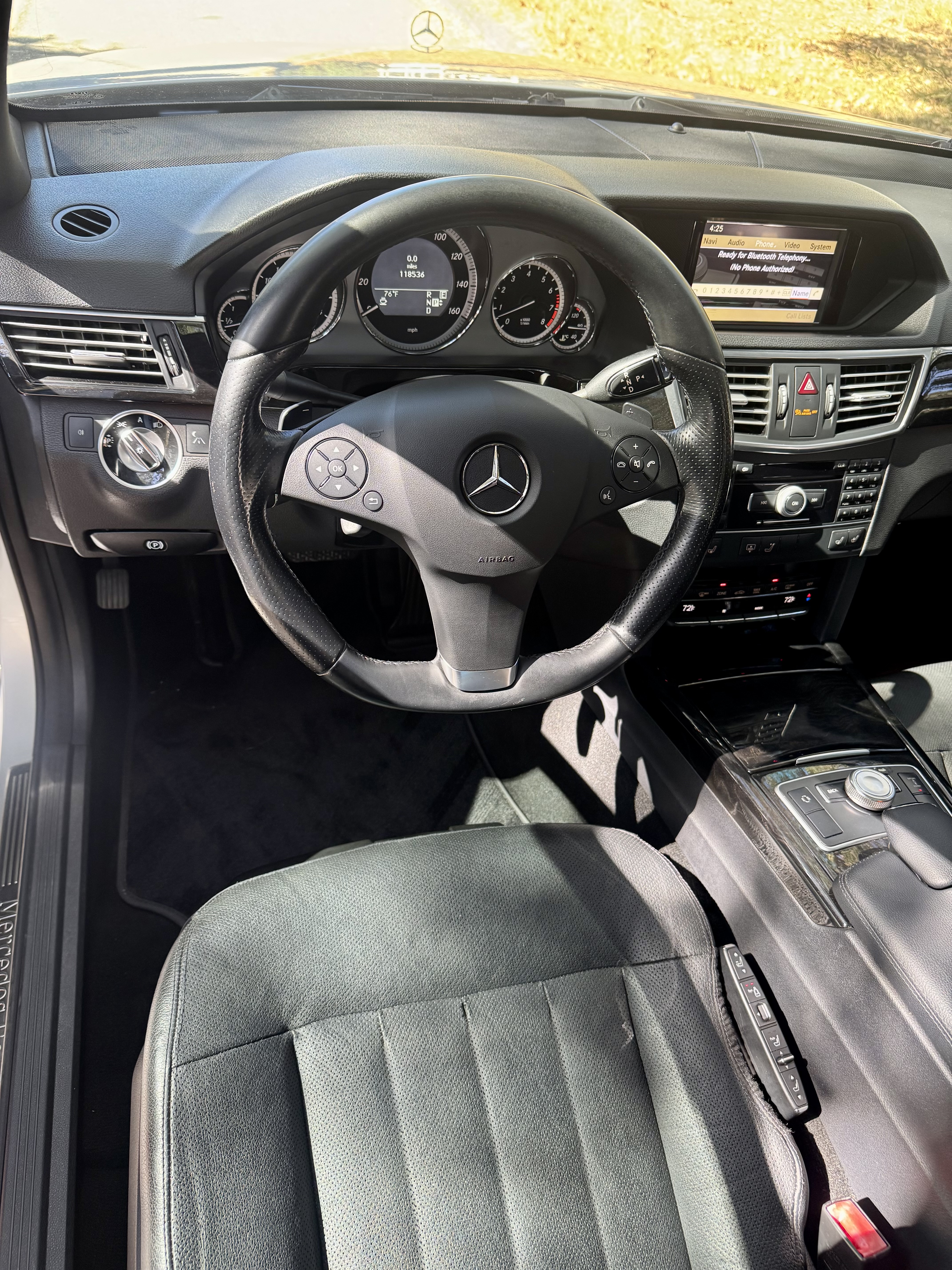 Used 2011 Mercedes-Benz E 550 Sedan image 12