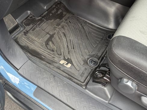 Used 2014 Toyota FJ Cruiser 4WD w/ Trail Teams Ultimate Edition image 21