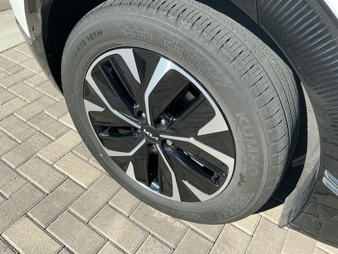 Used 2024 Kia EV6 Wind w/ Wind Technology Package image 11