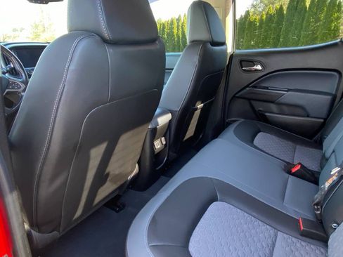 Used 2019 Chevrolet Colorado Z71 image 17