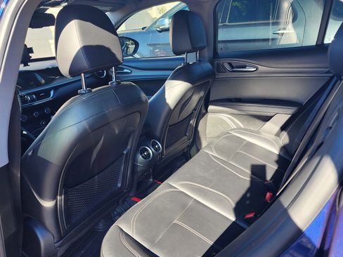 Used 2019 Alfa Romeo Stelvio Ti image 11