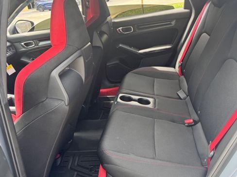Used 2024 Honda Civic Type R image 10