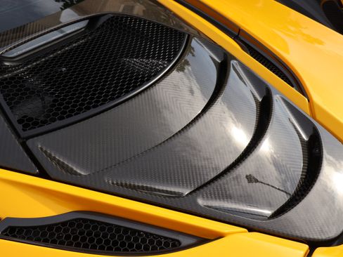 Used 2018 McLaren 720S Performance image 9