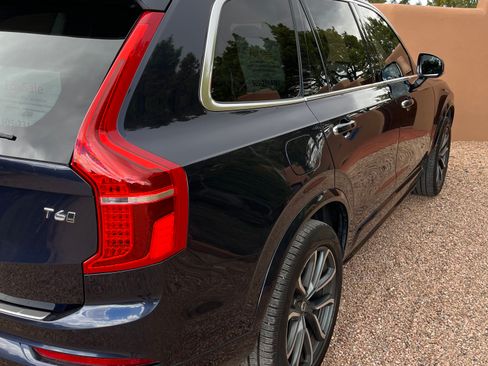 Used 2016 Volvo XC90 T6 Momentum w/ Momentum Plus Package AWD/4WD image 6
