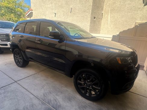 Used 2018 Jeep Grand Cherokee High Altitude AWD/4WD image 2