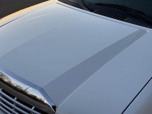 Used 2012 Lincoln Navigator L 4WD image 8