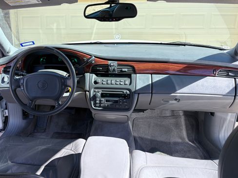 Used 2003 Cadillac De Ville Sedan image 12