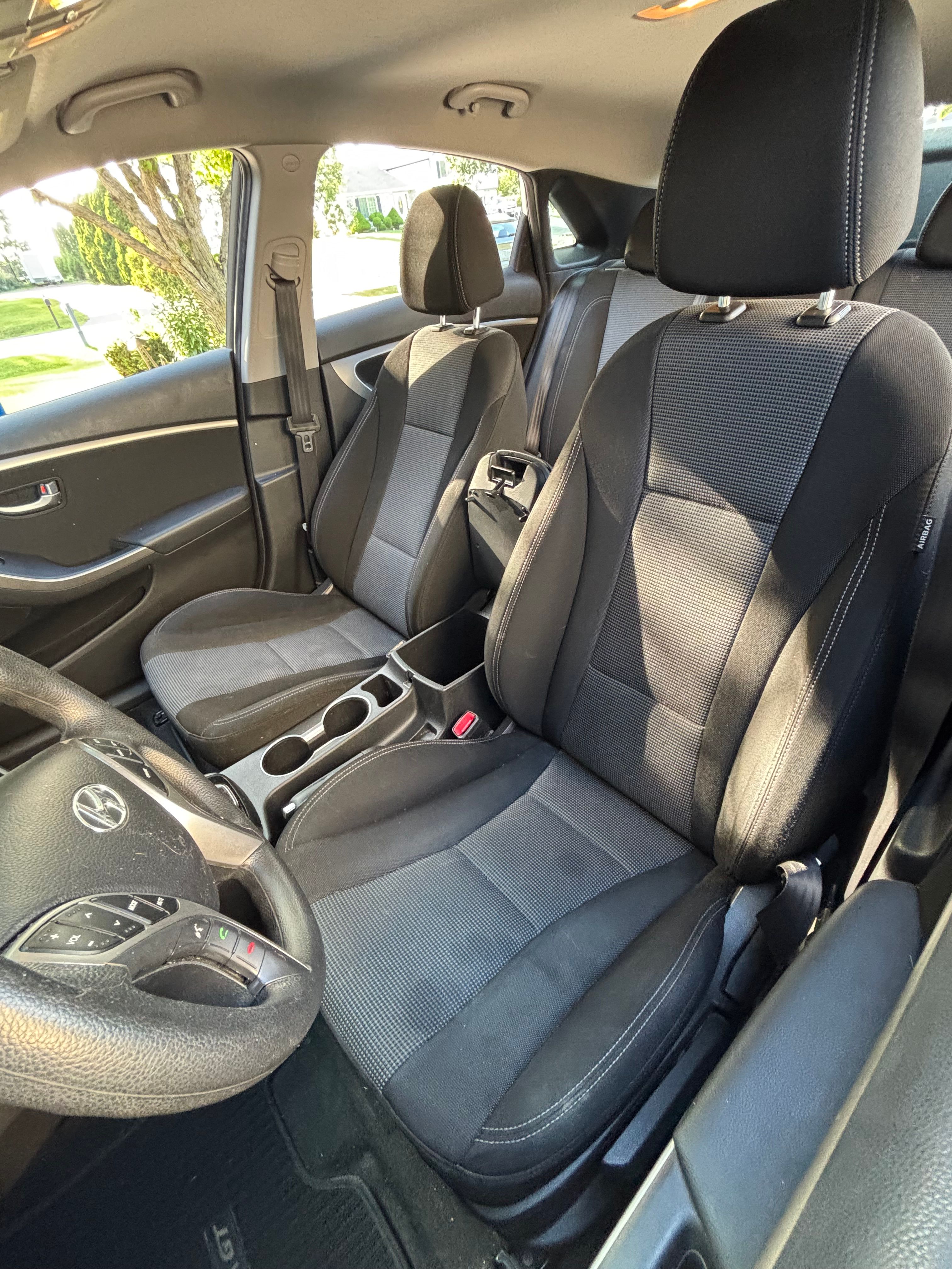Used 2013 Hyundai Elantra GT FWD image 9