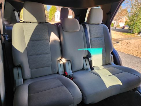 Used 2015 Ford Explorer FWD image 14