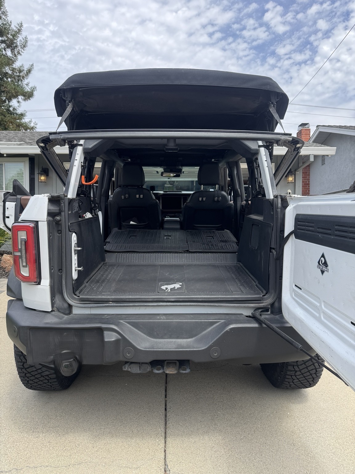 Used 2021 Ford Bronco Outer Banks w/ Sasquatch Package AWD/4WD image 16