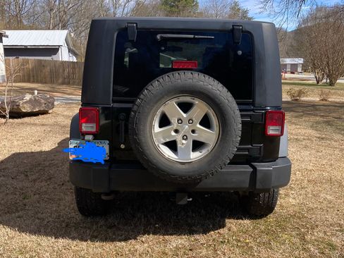 Used 2009 Jeep Wrangler Rubicon w/ PWR Convenience Group image 9