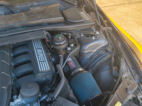 Used 2009 BMW 328i Convertible image 12