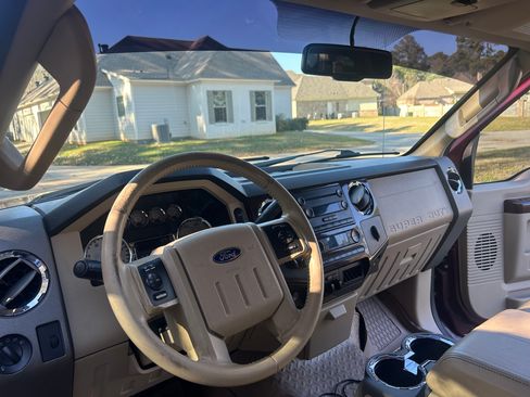 Used 2008 Ford F250 Lariat image 15