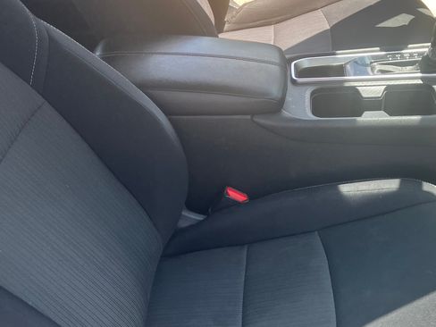 Used 2021 Nissan Sentra SV FWD image 5
