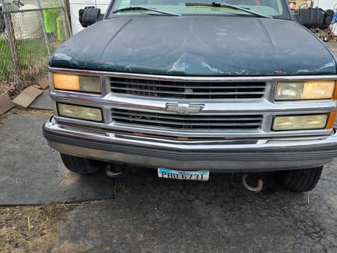 Used 1998 Chevrolet Silverado 3500 4x4 Extended Cab w/ Preferred Equipment Group 2 image 13