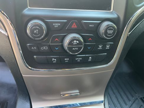 Used 2016 Jeep Grand Cherokee Summit w/ Platinum Series Group AWD/4WD image 23