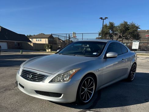 Used 2008 INFINITI G37 Journey w/ Premium Pkg image 2
