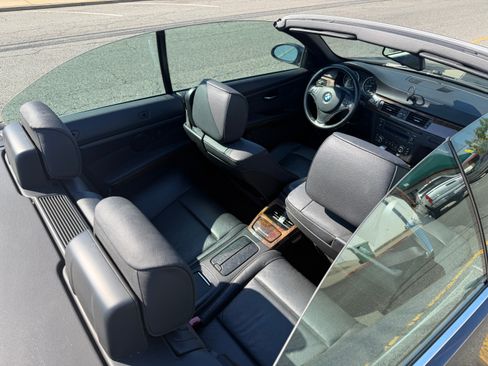 Used 2008 BMW 335i Convertible image 14