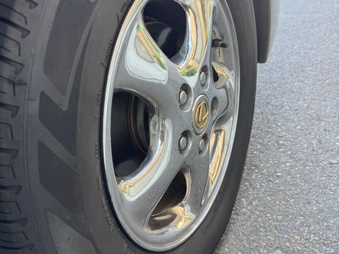 Used 1999 Lexus ES 330 image 10