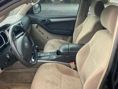 Used 2004 Toyota 4Runner Sport image 8