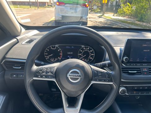 Used 2020 Nissan Altima 2.5 S image 9