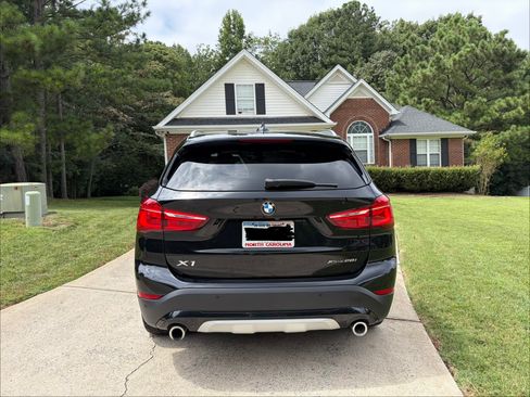 Used 2021 BMW X1 xDrive28i w/ Convenience Package AWD/4WD image 18