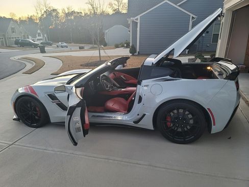 Used 2018 Chevrolet Corvette Grand Sport image 4