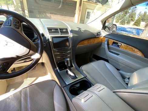 Used 2011 Lincoln MKX Sport Utility 4D w/ 101A Rapid Spec Order Code image 15