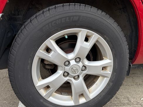 Used 2009 Toyota RAV4 4WD V6 image 5