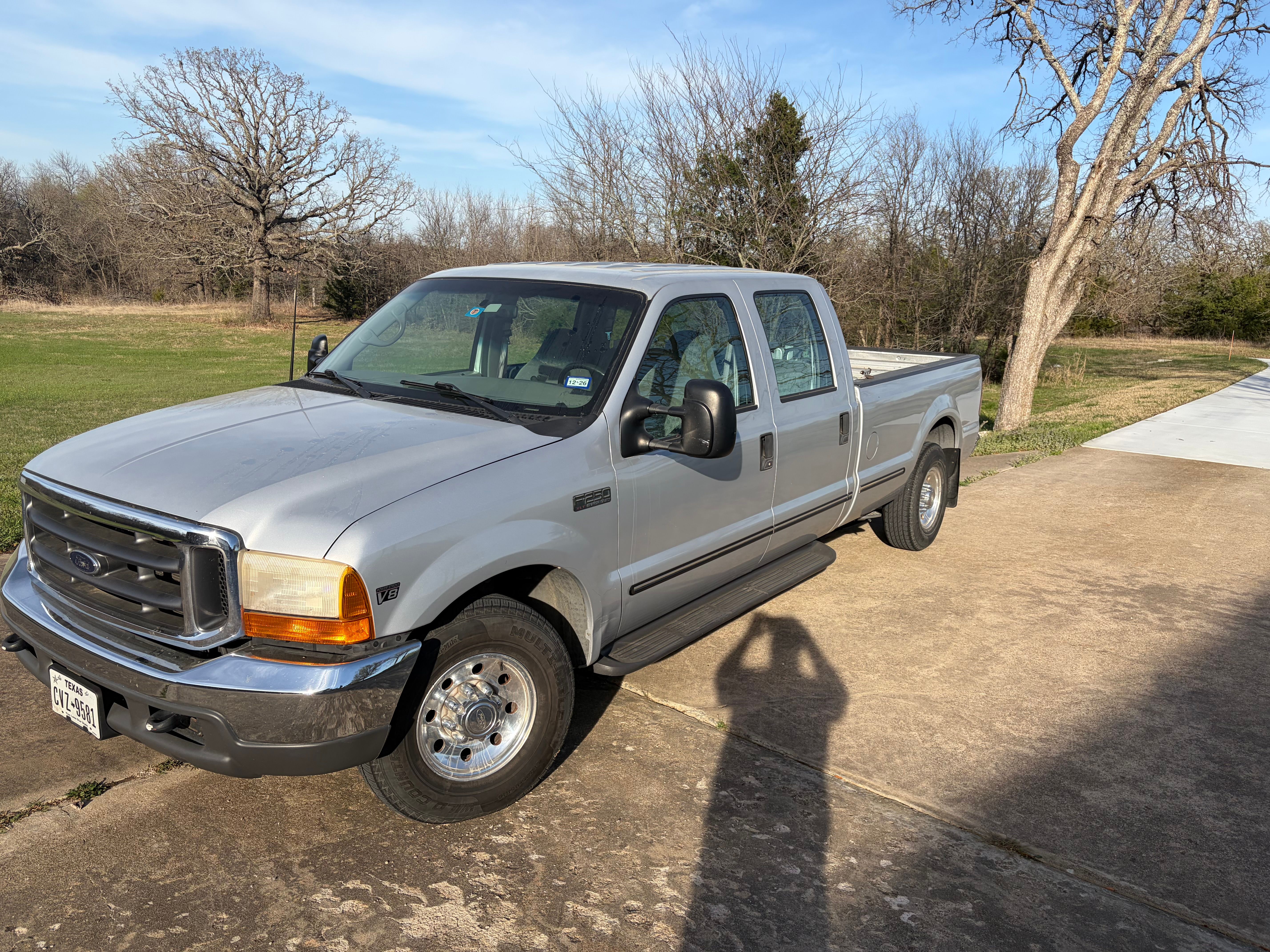 Used 1999 Ford F250 2WD Crew Cab Super Duty image 1