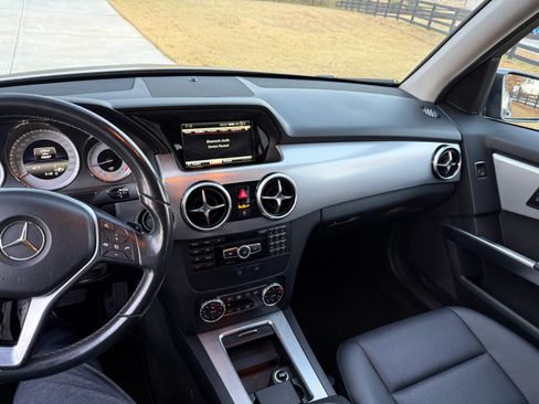 Used 2015 Mercedes-Benz GLK 350 2WD image 5
