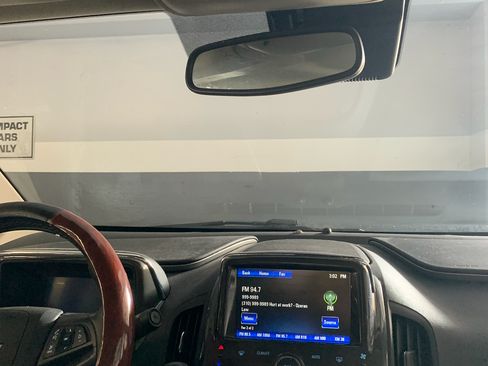 Used 2015 Chevrolet Volt Premium w/ Premium Trim Package image 9