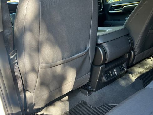 Used 2025 Chevrolet Silverado 1500 LT image 12